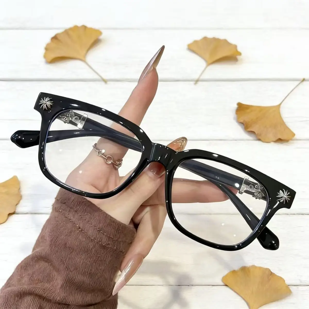 Women's Retro Unisex Anti-Blue Light Frames - Trendy European-American Fashion Eyewear Accessories