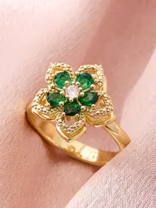 Stress and anxiety prevention wristband, women's model, made of stainless steel, rotating zirconium heart-shaped four-leaf clover rotating ring, suitable for Christmas, Valentine's Day, Mother's Day, wedding as fashionable jewelry gift