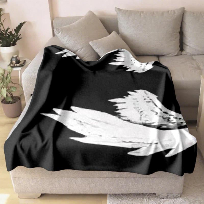 1 piece White feather angel wings design themed flannel blanket - Oversized fluffy warm sofa blanket, flannel for beds, all-season multi-purpose, modern style, machine washable, digital print design, 100% polyester, suitable for sofa, bed, travel