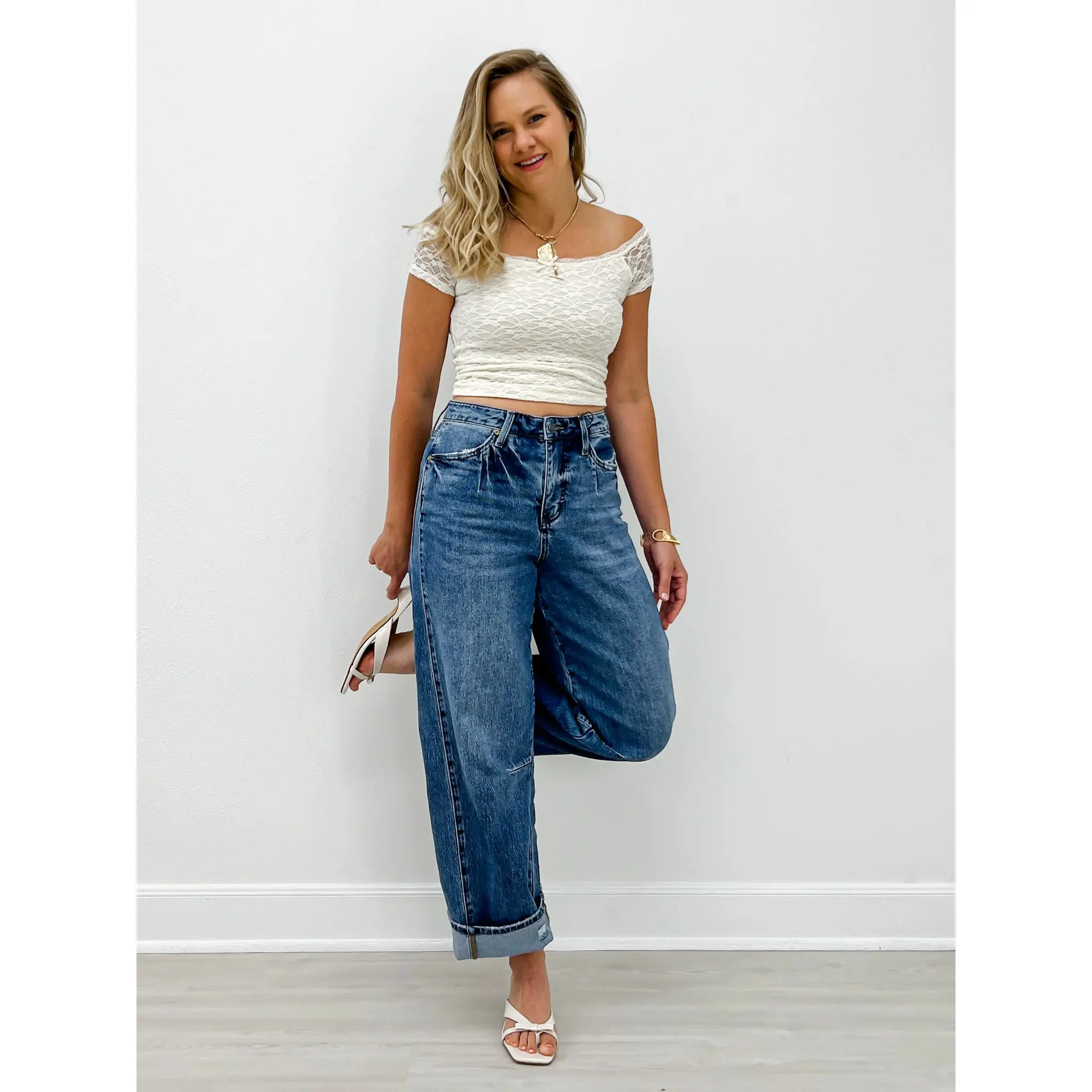 Avery Denim The Modern Barrel - Vintage Indigo Avery Denim The Modern Barrel - Vintage Indigo