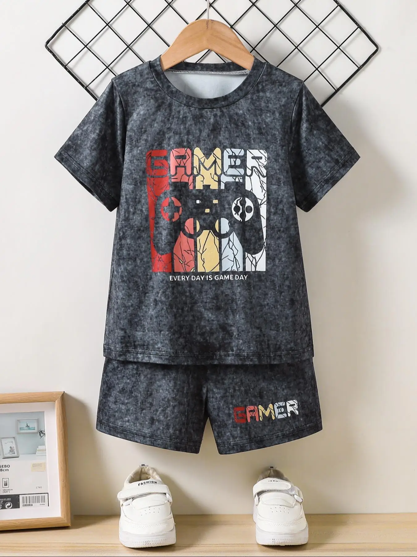 Two-Piece Set Toddler Boy's Game Console Print Short Sleeve Tee & Elastic Waist Shorts, Casual Round Neck T-shirt & Shorts for Daily Wear, Kids Summer