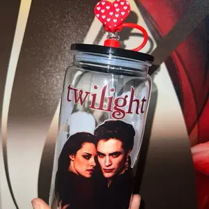 Twilight Edward and Bella Plastic cup - Bottle, Drinkware Tumbler Washable Reusable