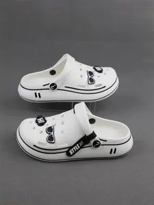 Women's Letters Print Clogs, Cartoon Sunglasses Decor Casual Soft Comfortable Clogs, Non-slip Clogs for Indoor & Outdoor Wear Slipper Shoes