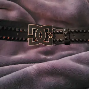 Y2K Pyramid Stud Rivet Waist Belt for Men and Women, Punk Streetwear PU Leather Jeans Accessory, Punk Fashion Belt