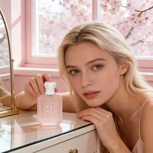 Kayali Perfume Intenso Yum BoujeeMarshmallow 81 Eau De Parfum Intense conAromas de Malvavisco Rosa y Fresa