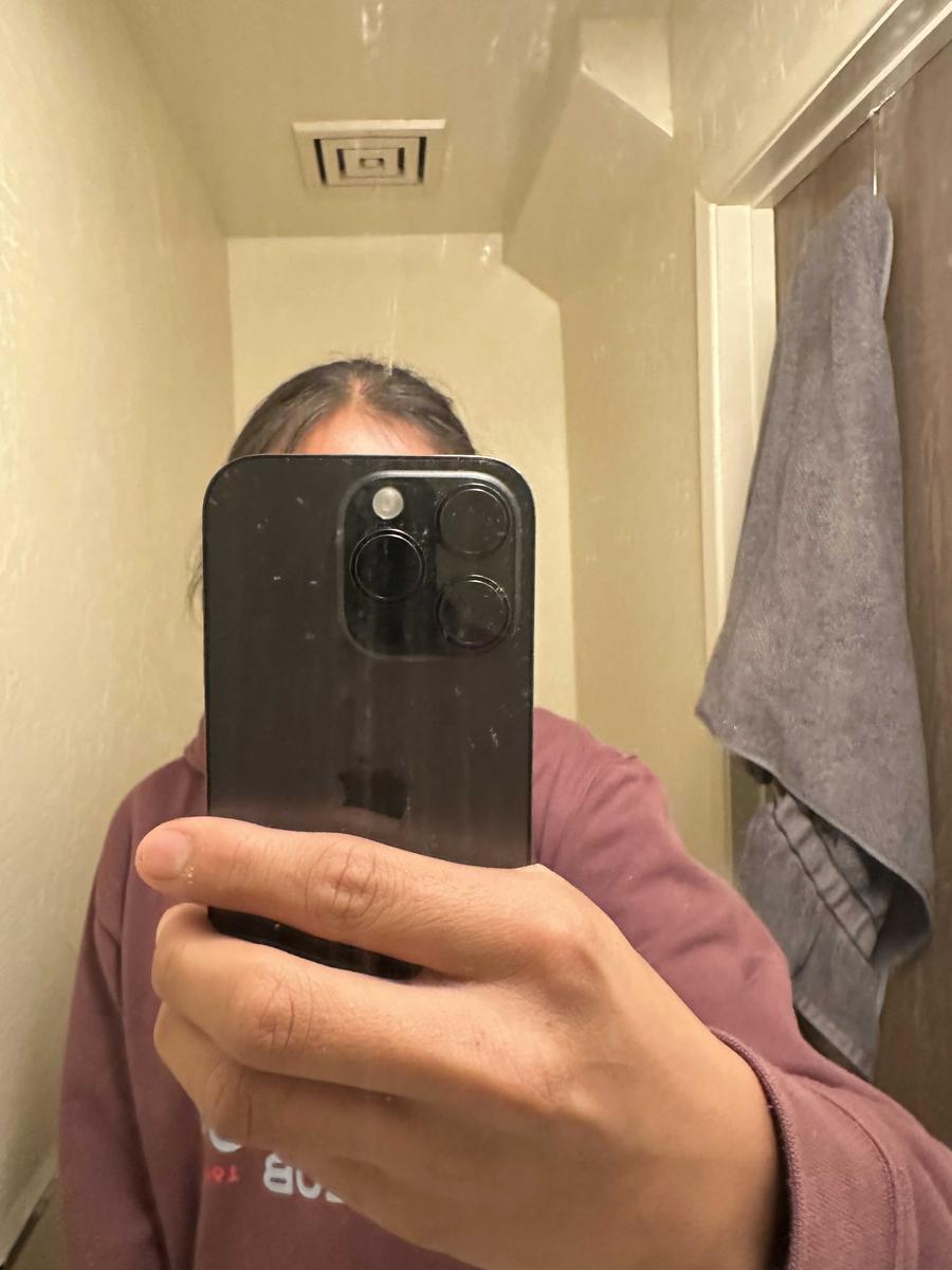 Item: Space Black, 128GB