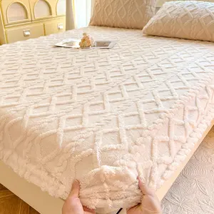 Butterfly Embroidered Bed Sheet Set, Soft Luxurious Feel Polyester Fabric, Includes 1 Fitted Sheet & 2 Pillowcases, Ideal for Bedroom Dorms