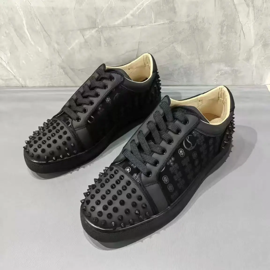 Newlowtopnetredcasualrivetfashionshoeswithflatshoes Newlowtopnetredcasualrivetfashionshoeswithflatshoes