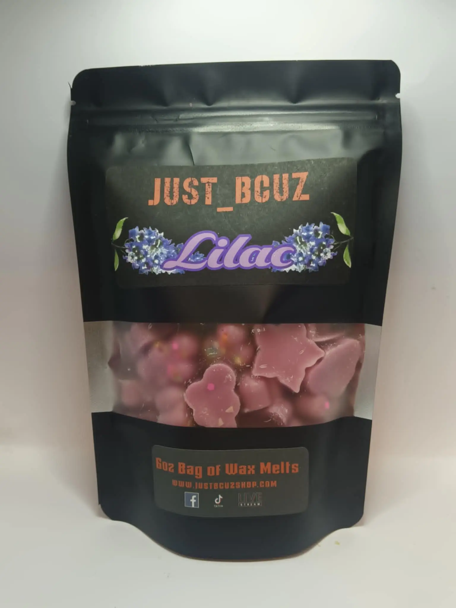 6oz Bag of Lilac Fragranced Wax Melts Tarts in Floral Shapes