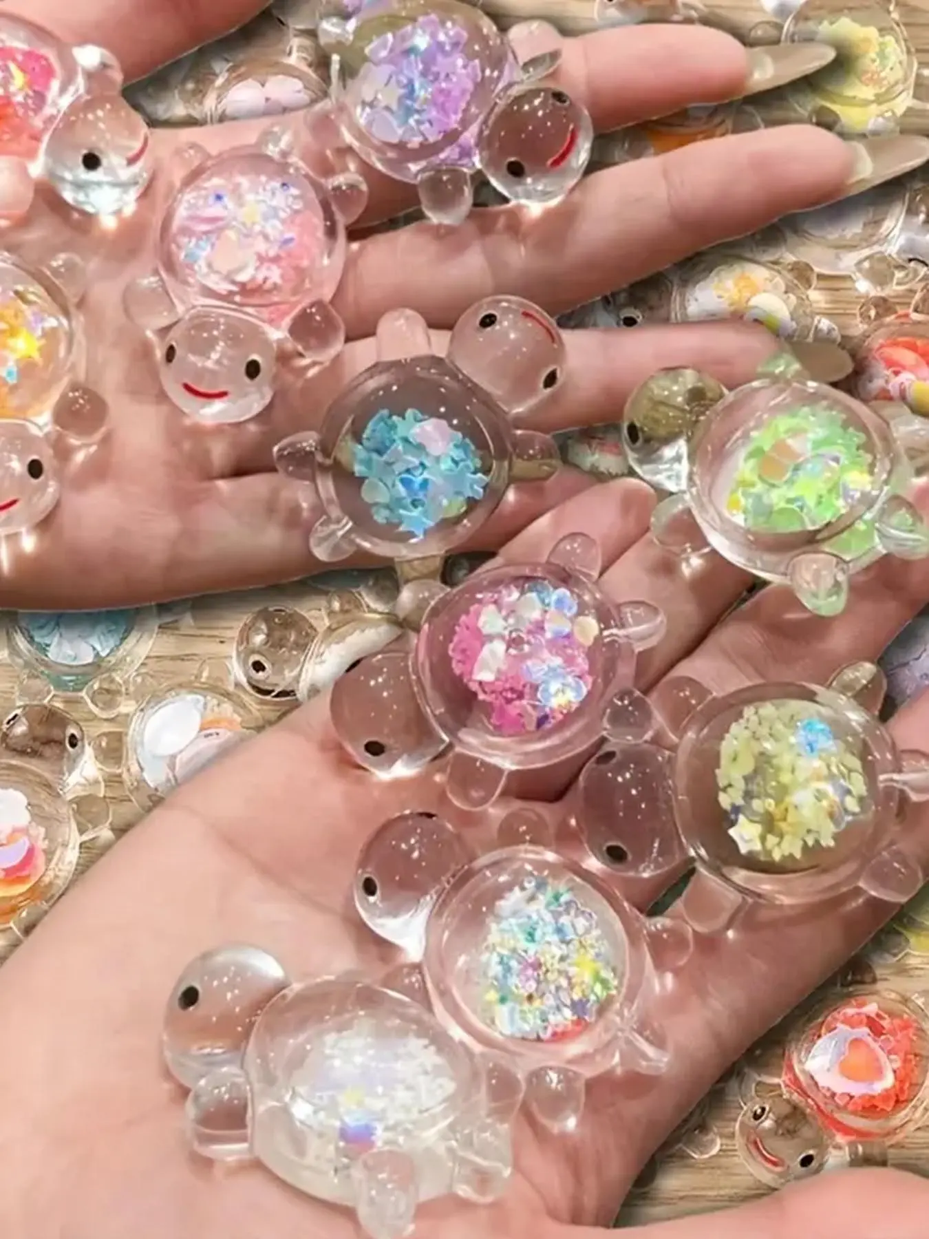 15pcs Flashing Turtle Mini 3D Ornaments, For DIY Beading and Jewelry Making, Keychains, Beads and accessories, Shoes, Bags, home decor, No Electricity Required, Suitable For Christmas, Easter, Thanksgiving, Giving To Friends, Relatives, Small Gifts