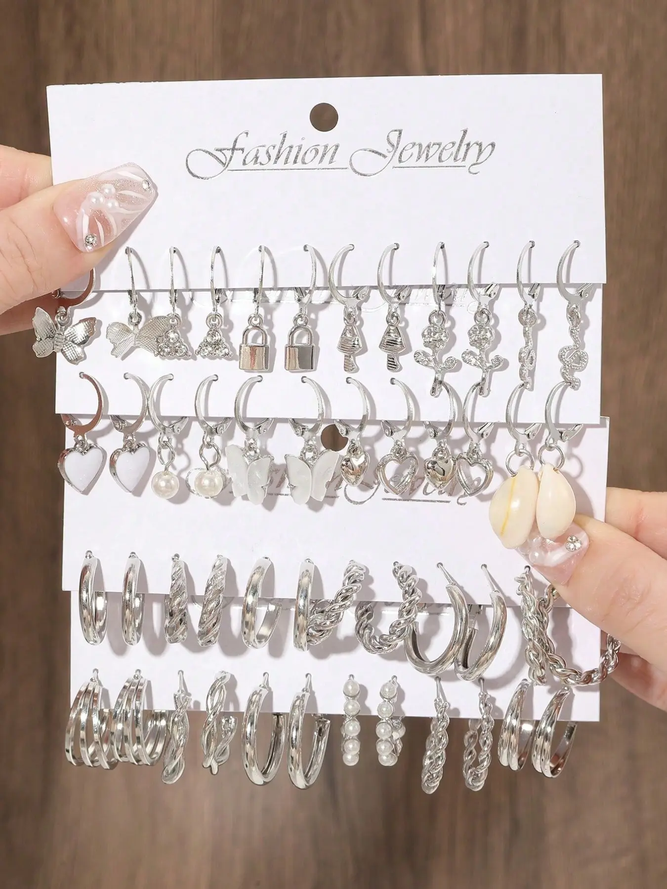 48 Pcs Elegant Artificial Pearl Heart Butterfly Shell Flower Hoop Shape Earrings Set, Earring Hoops, Beachy Earrings, Silver Color, Casual Style, Perfect for Summer Beach Parties