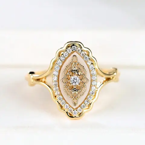 Vintage Style Artificial Zircon Inlaid Hollow Out Design Ring , Creative Design Ring for Women, Fashion Accessories for Daily Wear, Trendy All-match & Exquisite Jewelry for Birthday Gift, Vintage Rings Jewelry, Maximalist Jewelry, Fashionable Jewelry