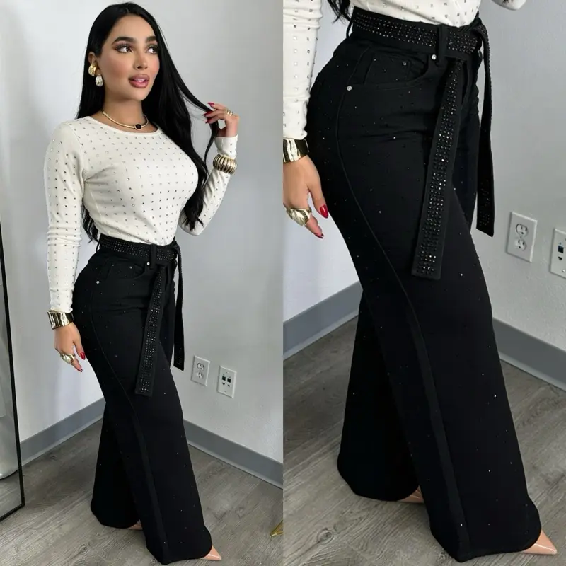 Zoraida Rhinestone Jean