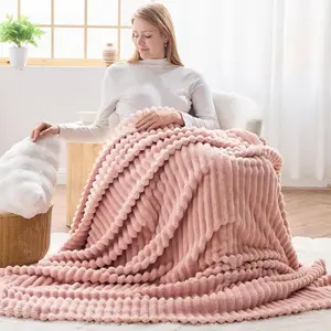 A soft, smooth, and warm pure-color flannel blanket, a modern and luxurious style blanket, Fluffy Blanket, Flannel Throw Blanket, suitable for home use, camping, vehicle rest, sofa cover, bed cover, and various other purposes.