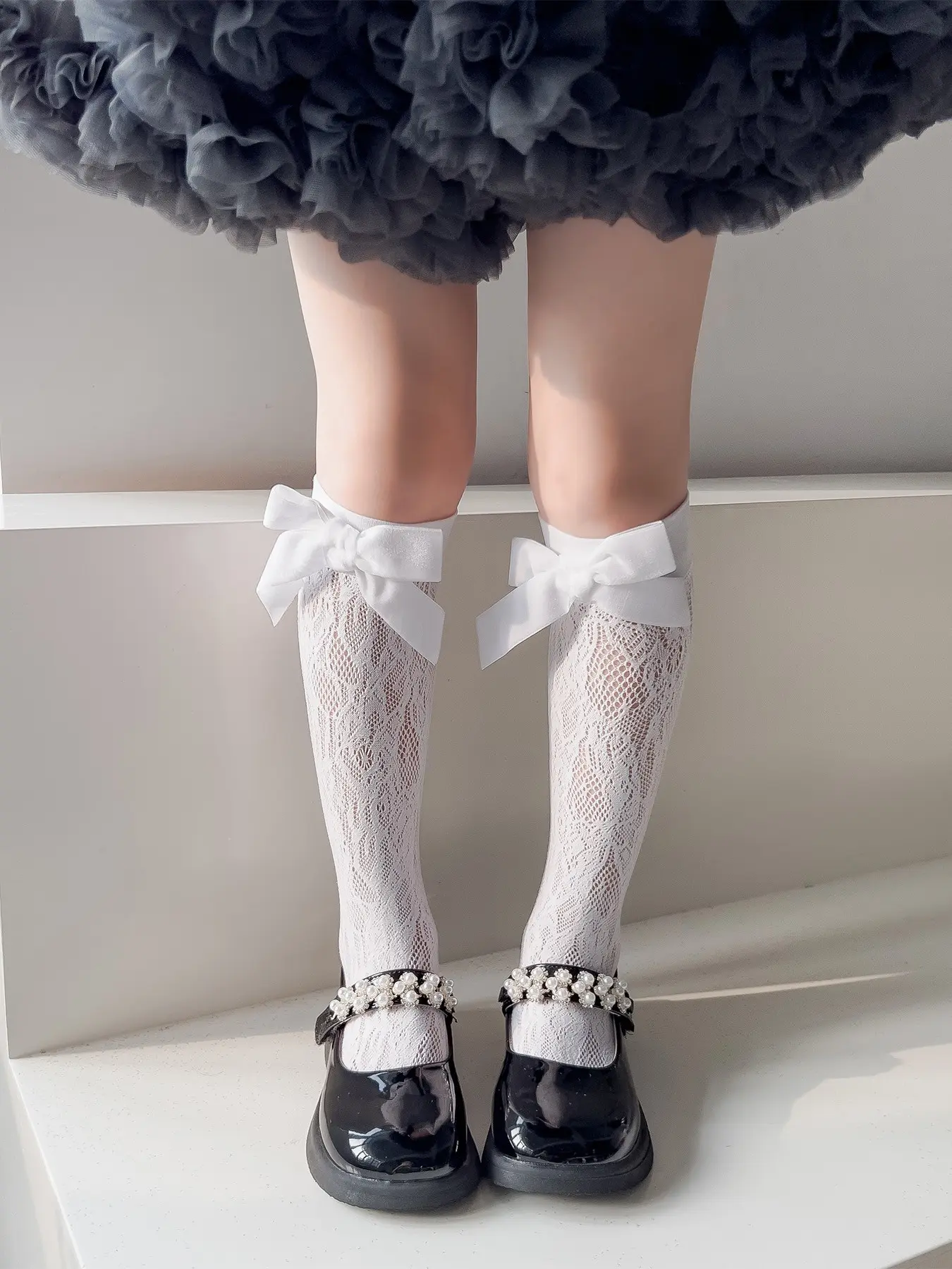 Girls' Knee-High Socks with Lace Trim and Bow, Breathable Hollow Out Design, Casual Party Wear, High-Quality Comfortable Footwear