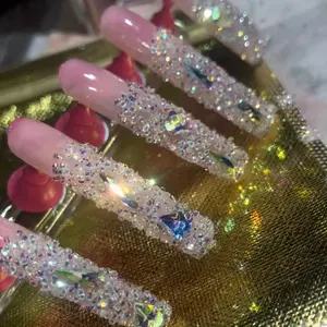 RHINESTONE PRESS ON NAILS