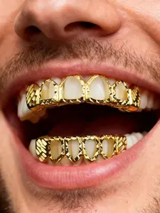 Fashion Copper Hollow Out Carved Hip Hop Rhyme Teeth Decor Fake Teeth, Unisex Daily Wear Accessories, 2pc Set, Stylish and Unique Design