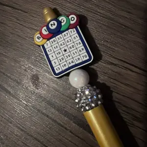 Bingo beaded pen