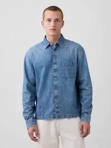 Gap Men's Denim Relaxed Straight-Hem Shirt