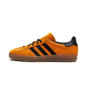 Gazelle Indoor "Orange / Core Black" IH4770