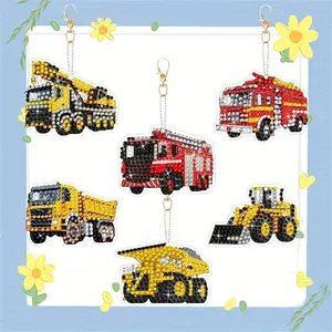 6Pcs/SetDIY Diamond Painting Keychain - Car Pattern, DIY Decoration, Diamond Kit Craft Supplies, Handmade Mosaic Painting Keychain DIY Set Suitable for Beginners, Creative Handmade Craft Gift Set, DIY Kits