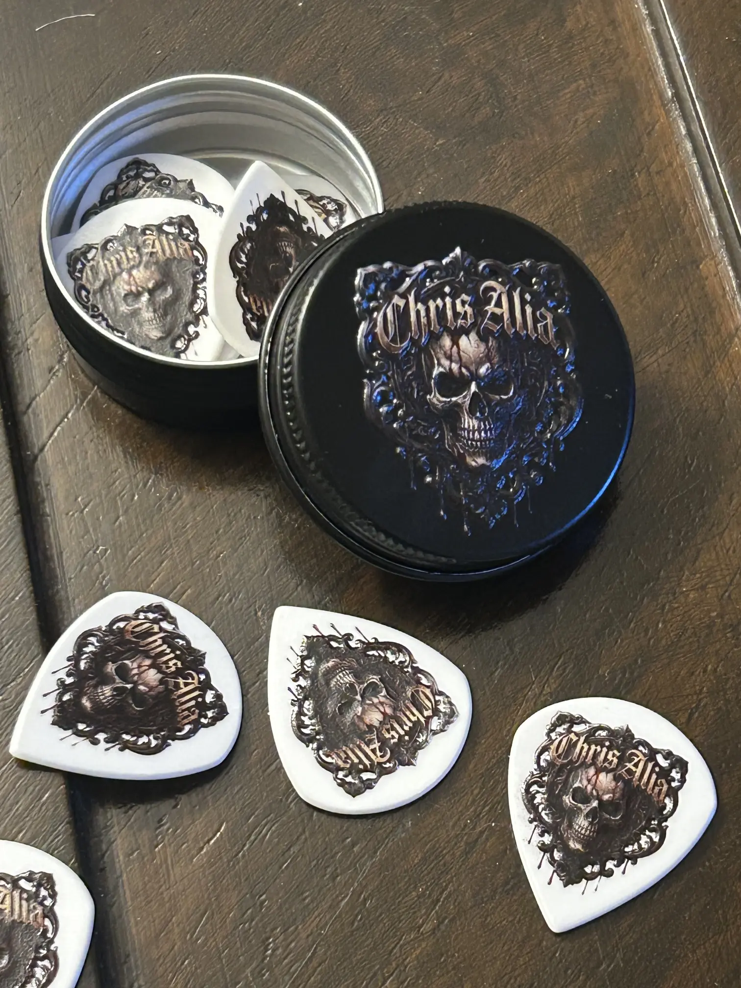 Custom Guitar Picks, Musical Instrument Accessories for Guitar Players