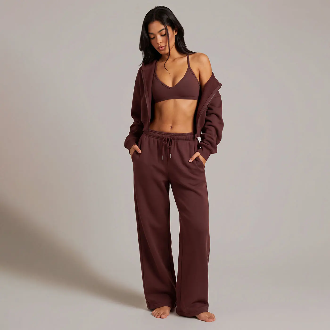 【Black Friday】Women’s Solid Color 3-Piece Outfit Set, Cropped Zip Jacket + Halter Sports Bra + Drawstring Wide Leg Sweatpants, Soft Comfortable Tracksuit for Gym Workouts and Everyday Fall & Winter Wear