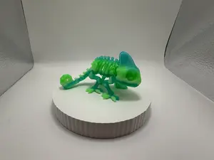Chameleon Bone Statue Fidget 3D print Green/Blue
