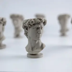 David Pot - Small, Perfect for Home and Garden Use