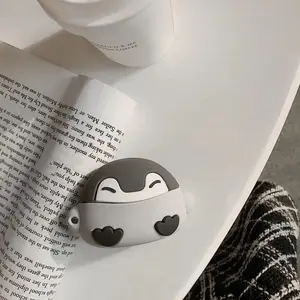 Cute Penguin AirPods Pro Case, Soft Silicone Shockproof Cover for AirPods 1/2/3/4, Wireless Bluetooth-compatible Earphone Protector, for In Ear Headphones, Headphone Accessories, Protection