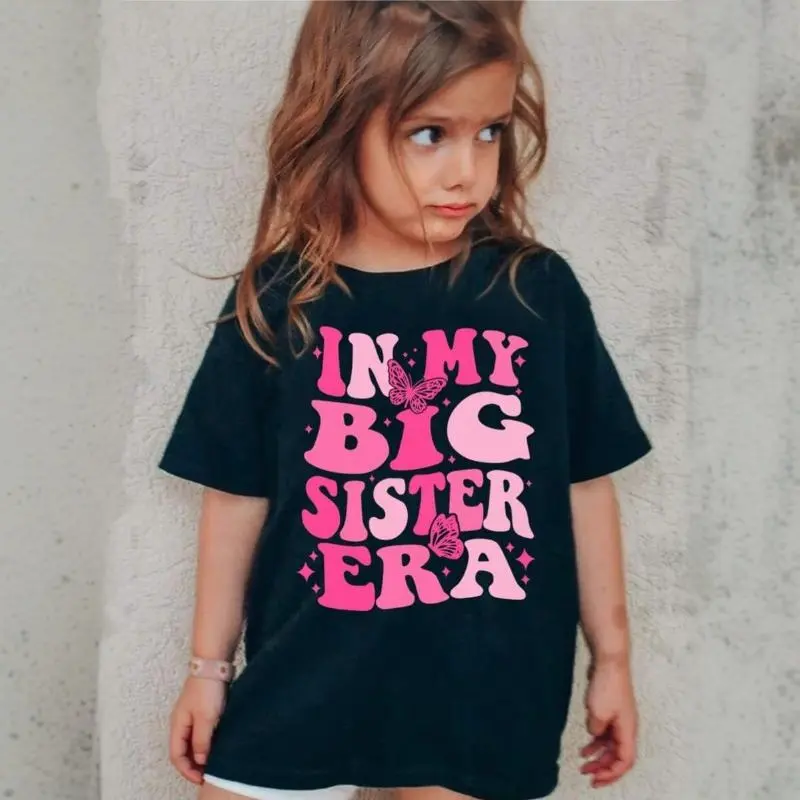 IN My Big Sister Era Printed T-Shirt For Girls, Fashion Short Sleeve Pullover Top, Soft Lightweight Casual Summer Clothing, Stylish Big Sister Themed Outfit, Perfect Daily Wear And Great Gift For Little Girls
