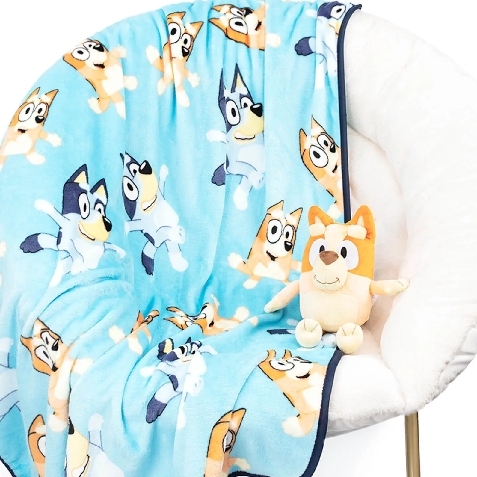 Jay Franco Bluey and Bingo Dance Party Set 40x50 Blanket & Pillow Buddy Set