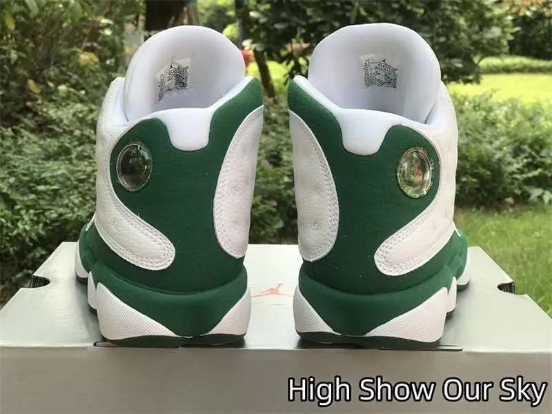 Non-Slip Mid-Top Sport Sneakers, Retro 2-Tone Layered Leather Design, for Competitive Ball Matches & Casual Street Fashion, Shock-Dampening Outsole Relieves Standing Soreness & Reduces Excessive Perspiration