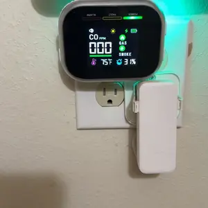 VASAIKO 6-in-1 Portable  Detector with Natural Gas & Temperature Humidity Sensors Plug-and-Play Design High-Definition Display Accurate Alerts Ideal for Kitchen Garage RVs Apartments