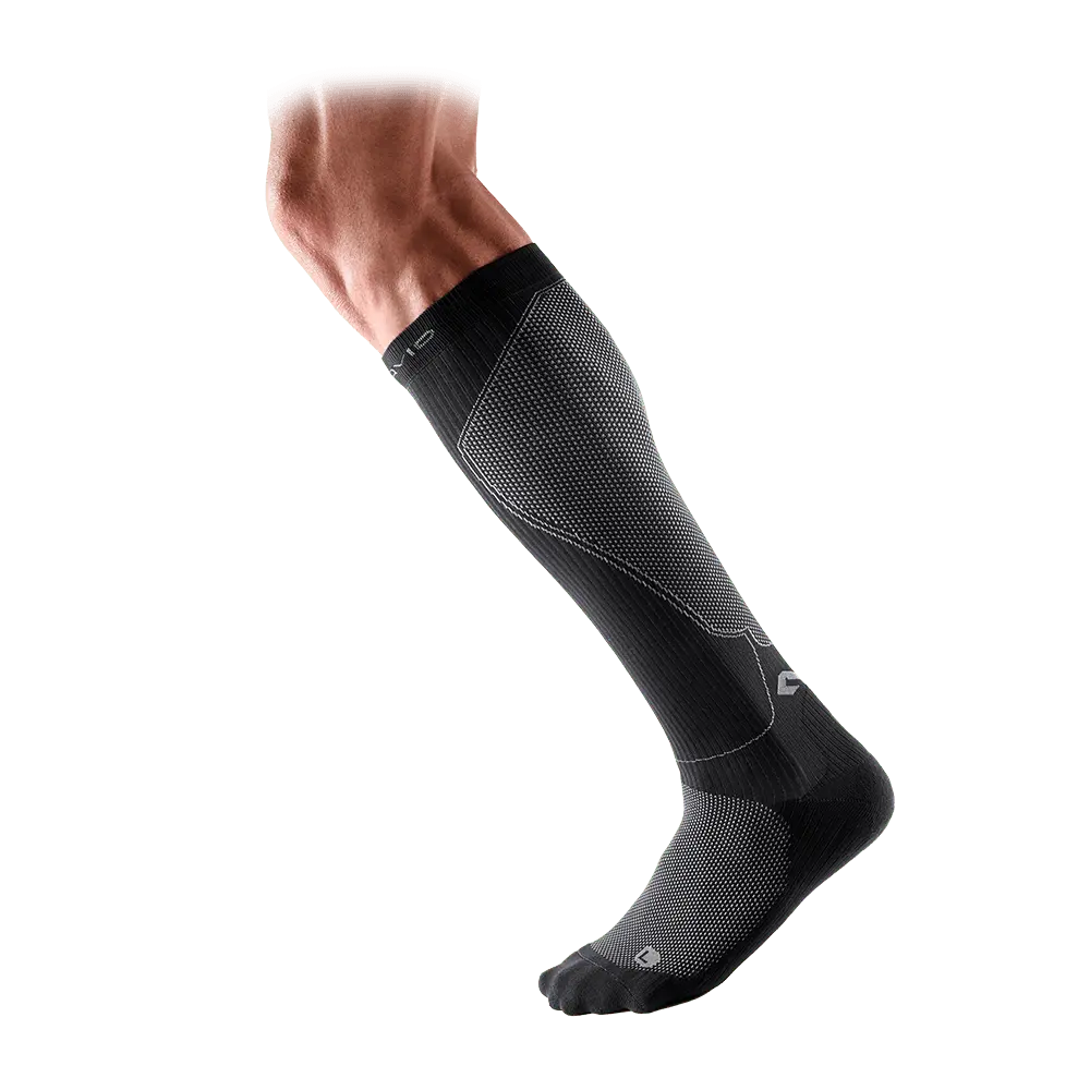 MCDAVID Rebound Compression Socks Pair - 75% Nylon Post-Run Recovery Socks with HDc Moisture Management Technology & Anatomical 3D Knitting for Enhanced Comfort and Protection