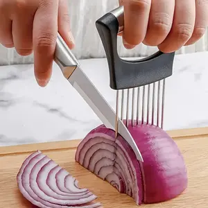 1pc Stainless Steel Onion Slicer - Manual, Vegetable Fruit Cutter, Cutting Safety Holder, Onion Holder Needles, Meat Tenderizer, Suitable for kitchens and restaurants, Essential Tool for Cutting Fruits and Vegetables