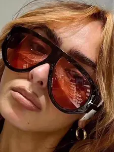 Vintage Oversized Sunglasses for Men and Women, Fashion Casual Style, Daily Use and Outdoor Activities, Trendy Beach Glasses, Mirrored Shades