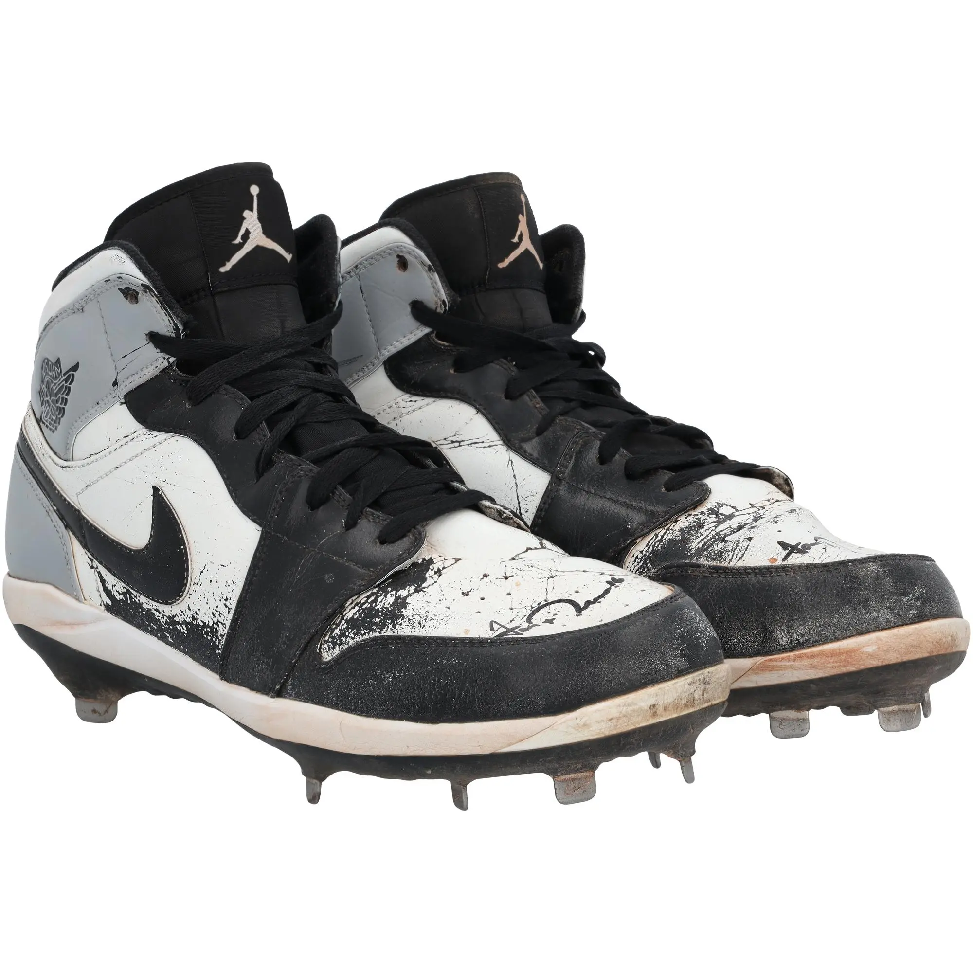 Jarren Duran Boston Red Sox Autographed Game-Used White and Black Jordan Cleats from the 2024 MLB Season - Fanatics Authentic Certified