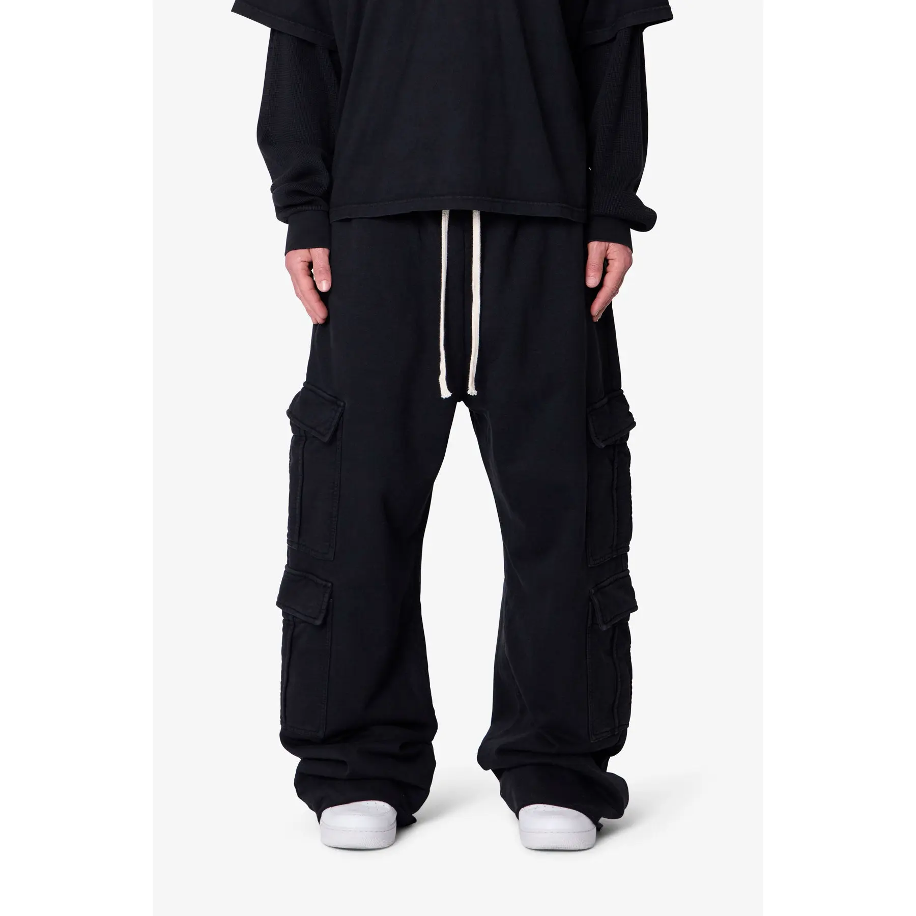 mnml Ultra Baggy Cargo Sweatpants