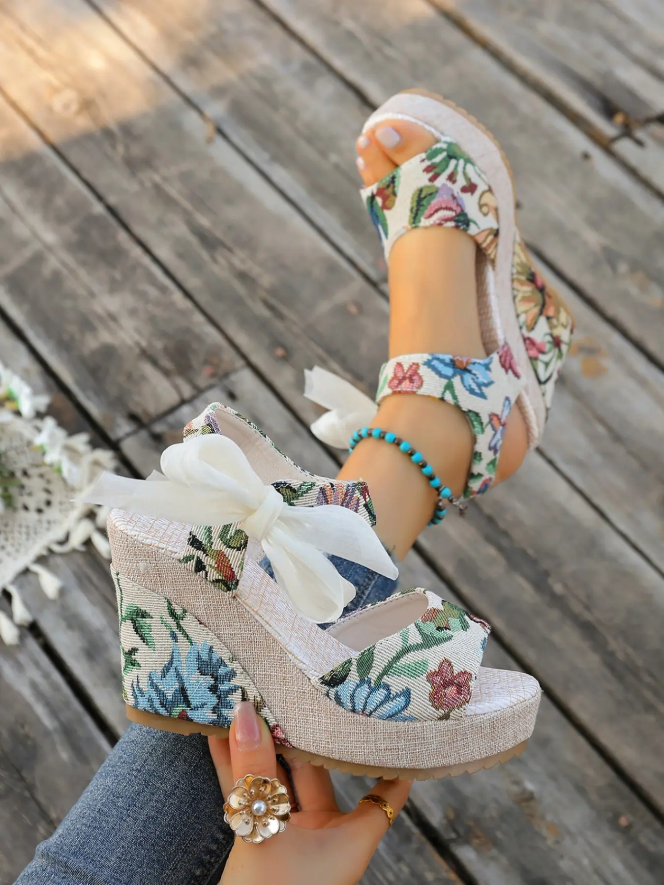 Fresh Floral Woven Wedge Sandals, Square Toe Open Toe Waterproof Platform Shoes, Gentle Style Summer Vacation High Heels, Floral Design Sandals, Casual Platform Sandals