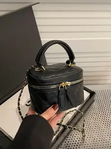 Lightweight Mini Bag, Chain Bag, Stitched Handbag, Crossbody Bag, Quilted Crossbody Bags, Perfect for Girls, College Students, Office Workers, Travel, Outdoor Activities