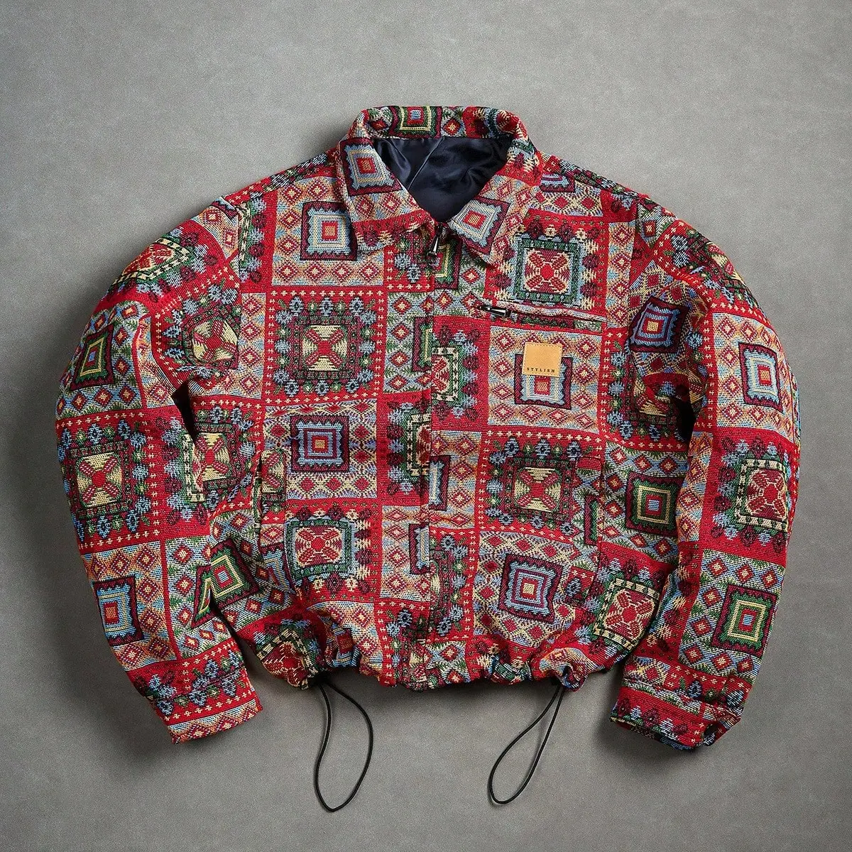 Men’s vintage floral jacket for spring/autumn with a turn-down collar; a unique bad-boy look. Worn canvas jacket suitable for outdoor sports, everyday wear, commuting to work, and street outings.