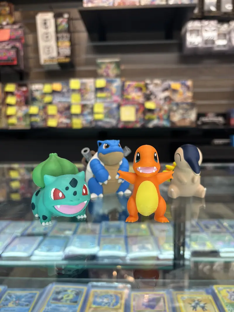 (Starters) Pokémon 3D Printed Figurines Featuring Various Pokémon Characters for Collectors and Fans Featuring Bulbasaur, Charmander, Cyndaquil, Blastoise