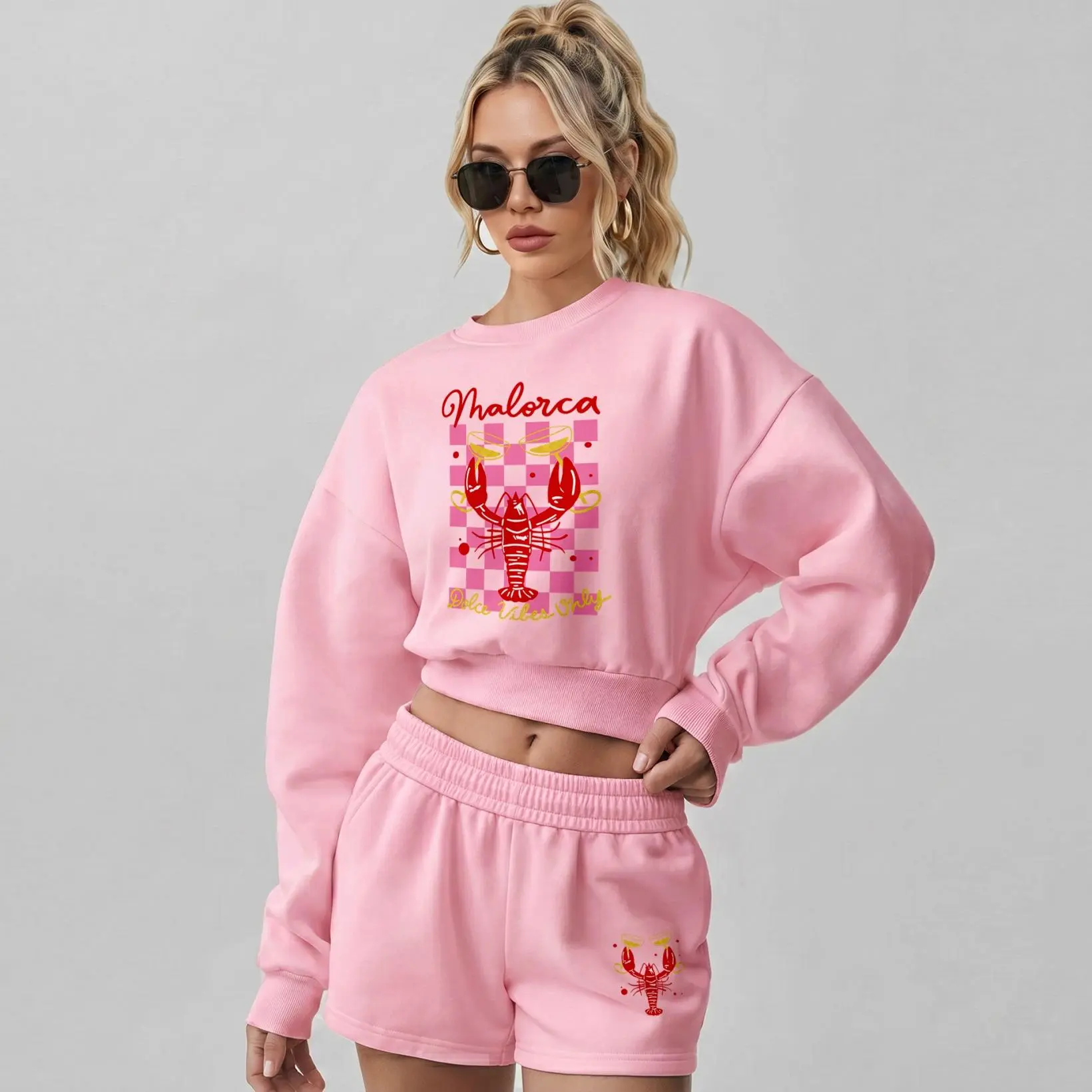 Women’s Malorca Lobster Graphic Crewneck Short Sleeve Sweatshirt & Drawstring Shorts Set, Trendy Casual Two Piece Outfit For Daily Lounge Streetwear