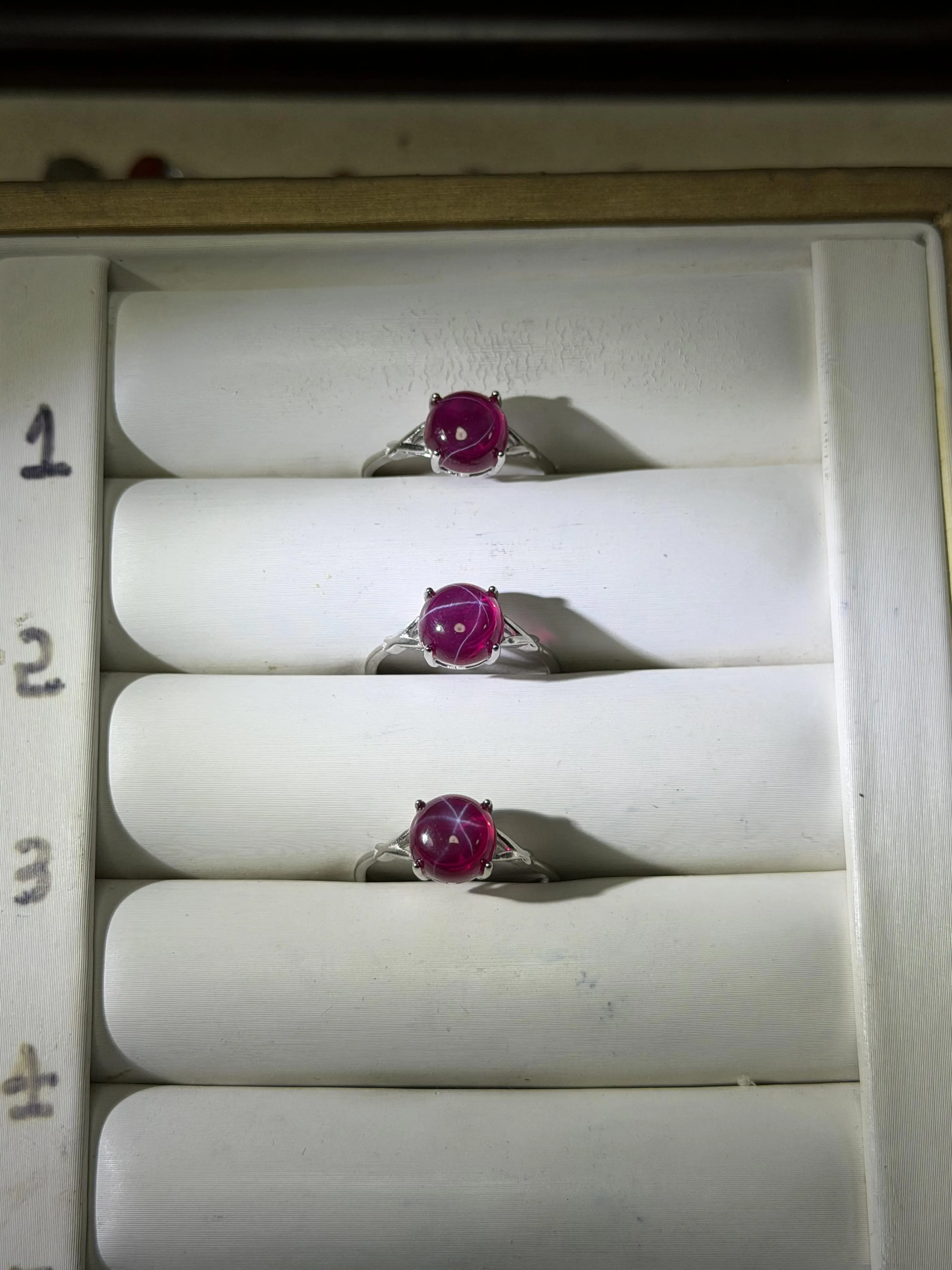Raya(20036)gc.Round Cabochon Synthetic Star Ruby 925 Sterling Silver Ring