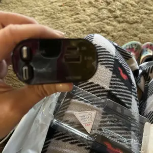 Product Review of 4-in-1 Retractable Car Charger, 100W USB-C Fast Adapter with Lightning Cable & Dual Ports for iPhone, iPad, AirPods, Samsung, Google Pixel from J**a T**n