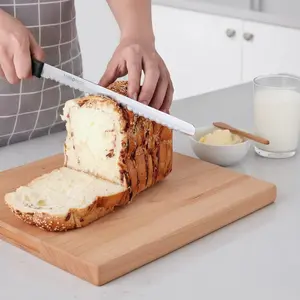 Stainless Steel Bread Cutter with Non-Slip Coarse Teeth Ideal Slicer for Toast and Cake Baking Durable Kitchen Accessory 1 Count