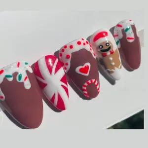 Gingerbread nails