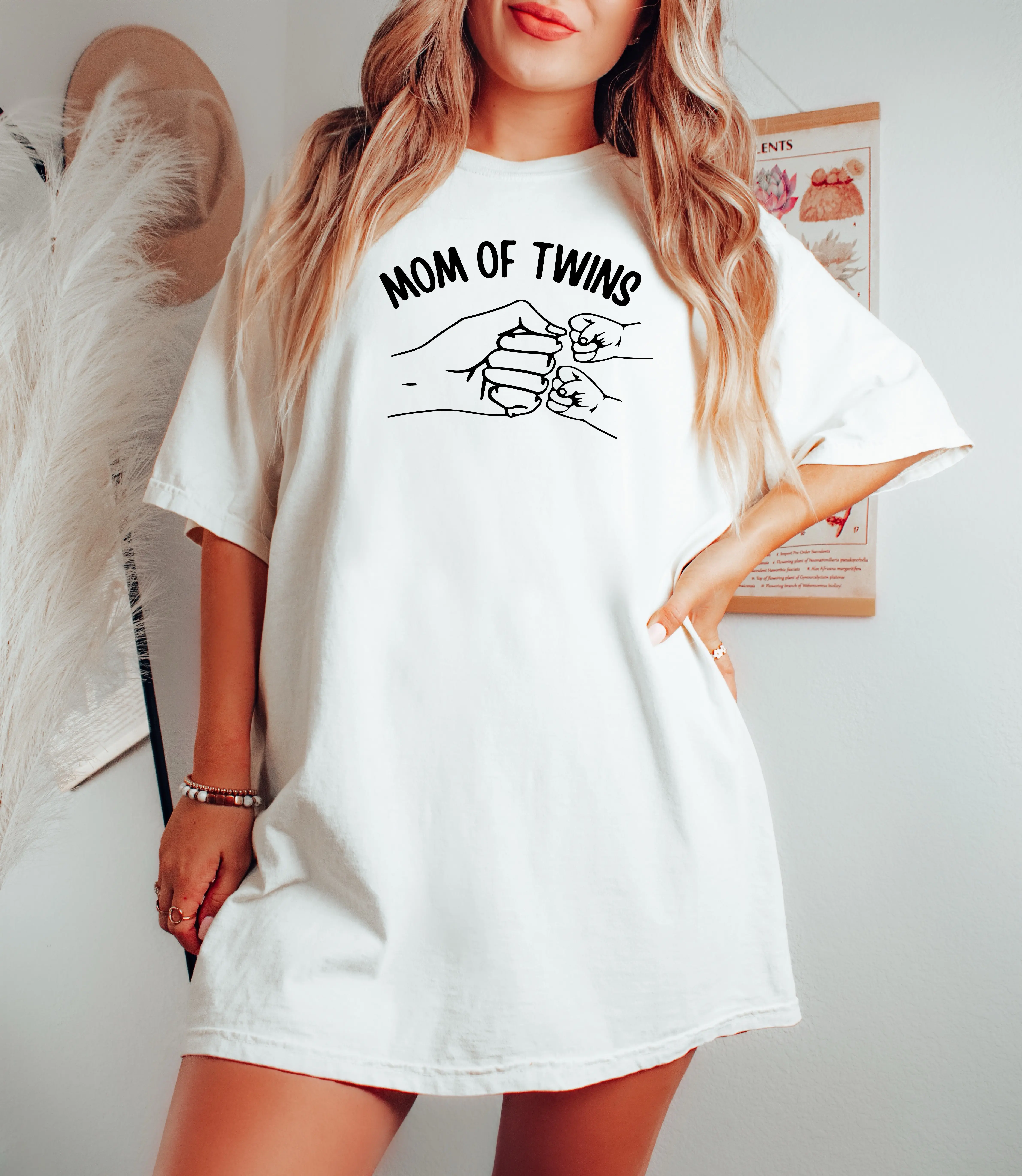 Mom Of Twins Comfort Colors Shirt, Mama To Be Gift, New Mom Life Tee, Pregnant Mama T-shirt, Twins Reveal Tee, Expecting Mommy Shirt, Mother's Day Gift Shirt, Twin Baby Shower Gift for Expecting Mom, Pregnancy Announcement