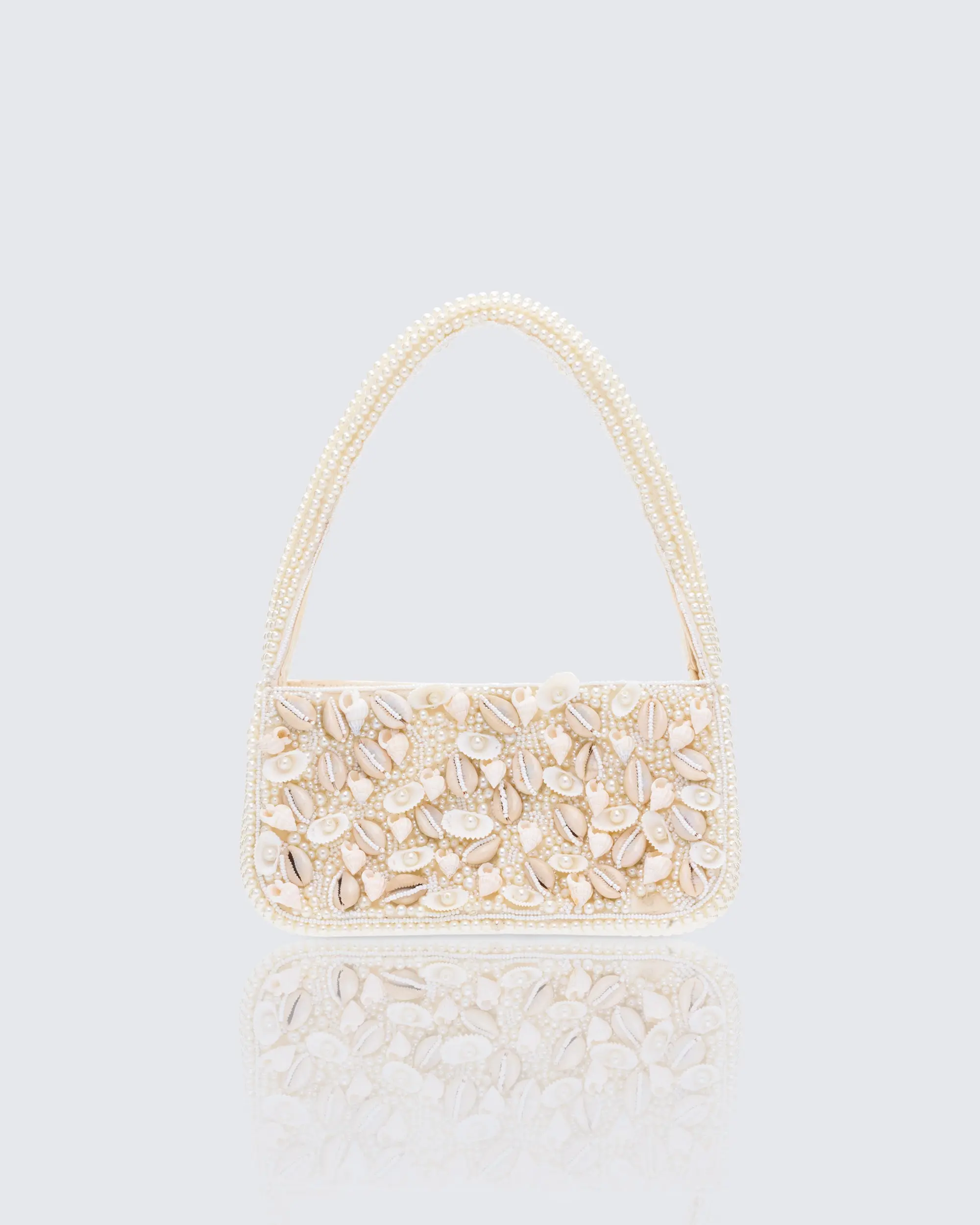 Women's Natural Ivory Cowrie Shell Handbag - Beaded, Magnetic Closure, Pearl-Beaded Handle, 3D Embellishments, Feminine Aesthetic Luggage & Bags Accessory, Beads